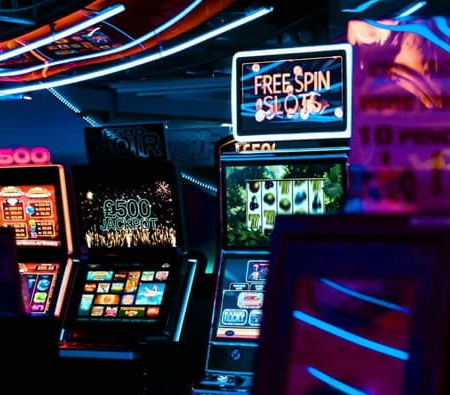 Extraordinary Slots With Attractive Bonus Features Available to Play as of 2023